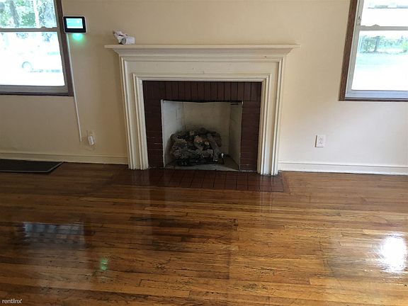 DE53B7AA-AC40-4A29-8FEC-53F7A8C94808