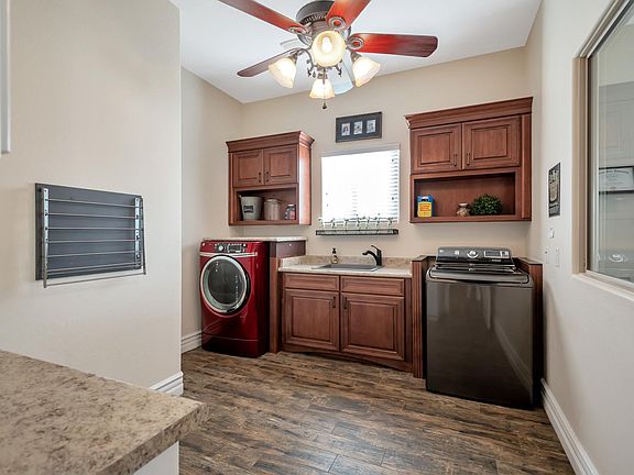 4th image of 2085 E Avenida Del Valle Ct