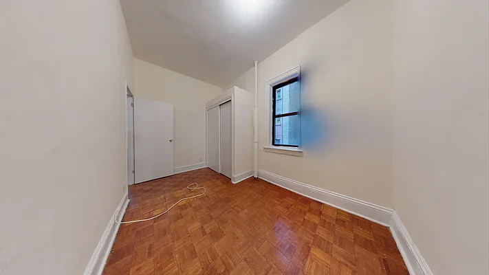 Rented by Bond New York | media 10