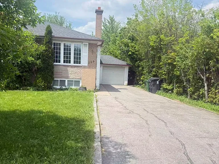 256 Patricia Ave #MAIN — Photo 19