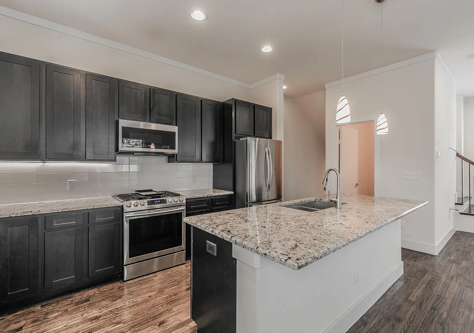 Move in Special $650.00 off of first months rent! Alta Vista West community, three story townhome... — Photo 3