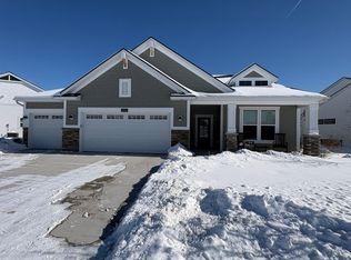 5542 Isle River Dr NE #66, Belmont, MI 49306