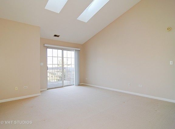 2nd image of 1750 Autumn Ave Unit D