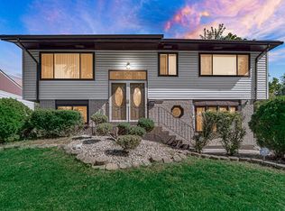 16645 Wolcott Ave, Markham, IL 60428