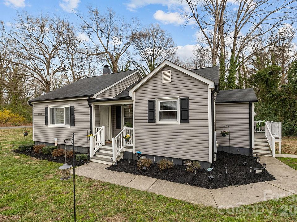 1st image of 2984 Shady Ln