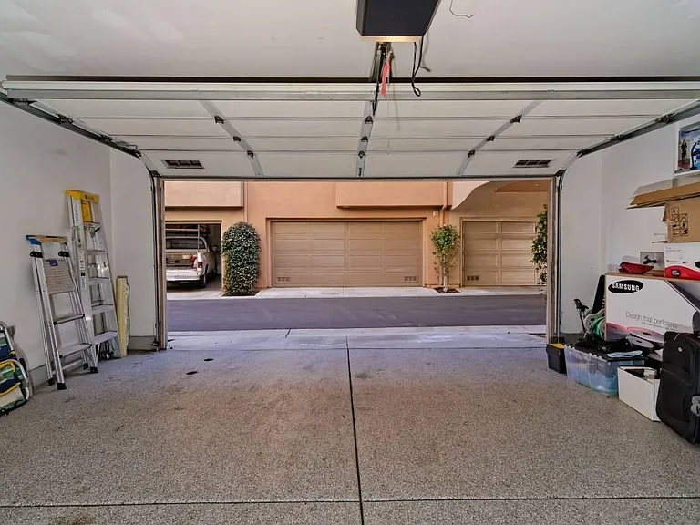 2901 Escala Cir — Photo 12