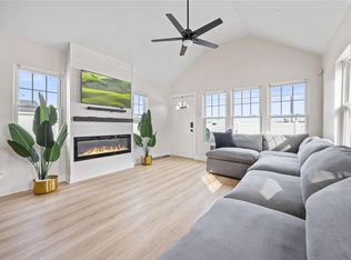 515 Beach 43rd St, Far Rockaway, NY 11691