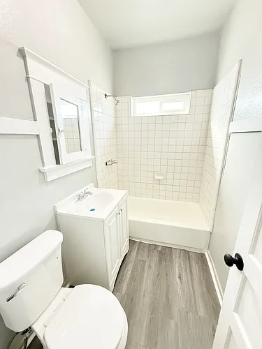 404 N Fries Ave Photo 1
