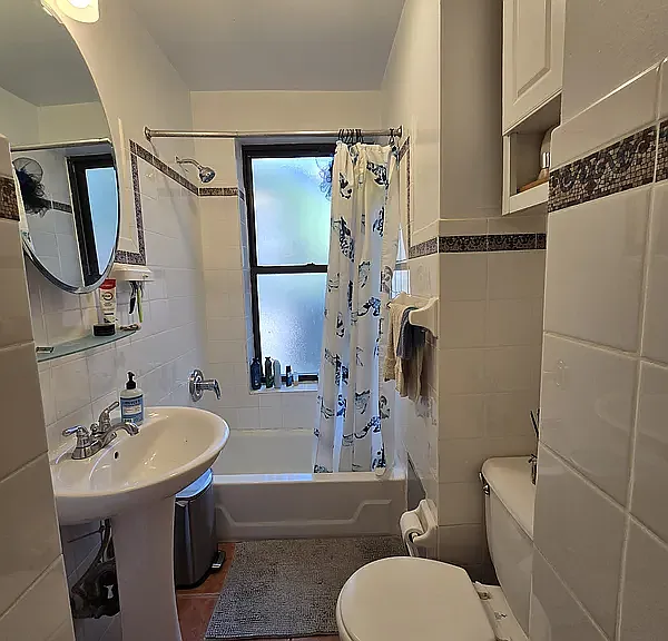 415 E 9th St #5 — Photo 7