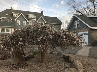 55 Grapevine Rd, Gloucester, MA 01930