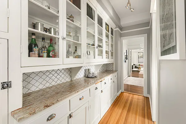 Sold by Compass | media 17