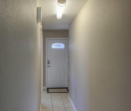 5th image of 2720B N Loma Linda Dr