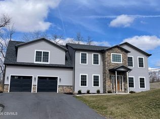 36 Classic Hills Dr, Lewisburg, PA 17837