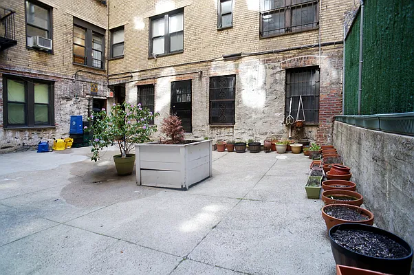 Sold by EXR | media 9