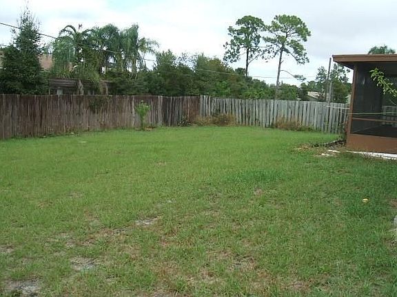 2nd image of 1741 Morven Ct