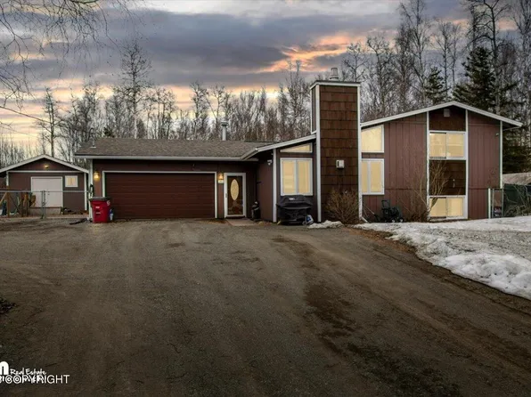 955 W Sarahs Way, Wasilla, AK 99654