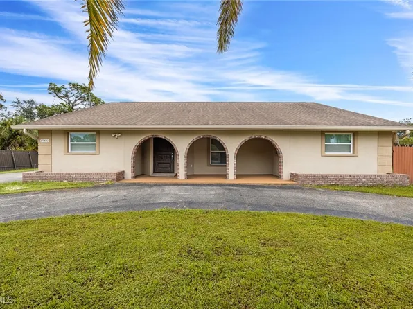 17200 E Lake Dr, North Fort Myers, FL 33917