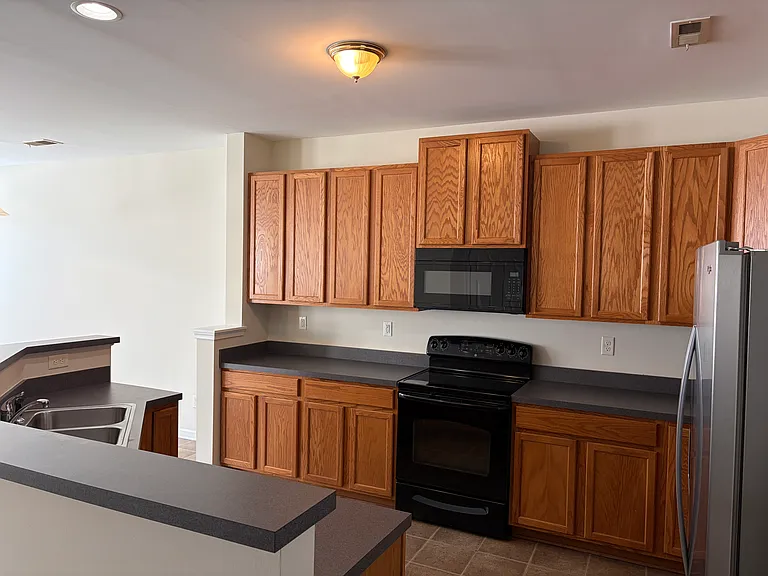 6303 Margaret Ct — Photo 5