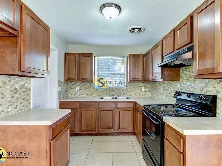 2156 Bunting Dr — Photo 6