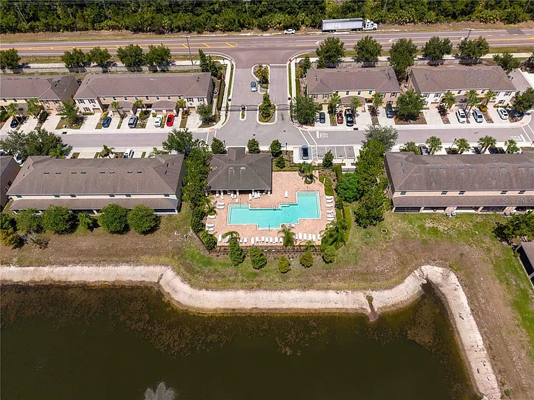 9973 Hound Chase Dr — Photo 32