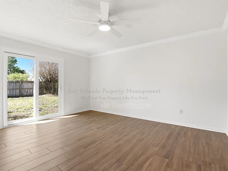 7326 Wethersfield Dr — Photo 7
