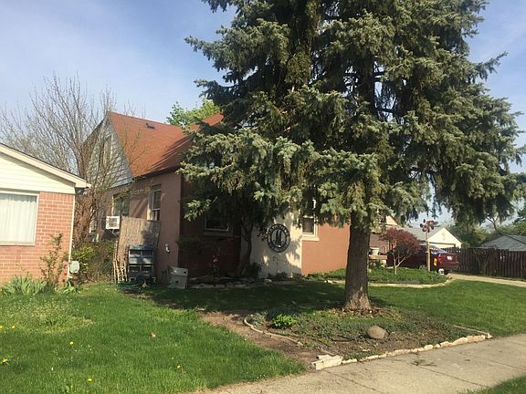 2nd image of 26815 Kaiser St