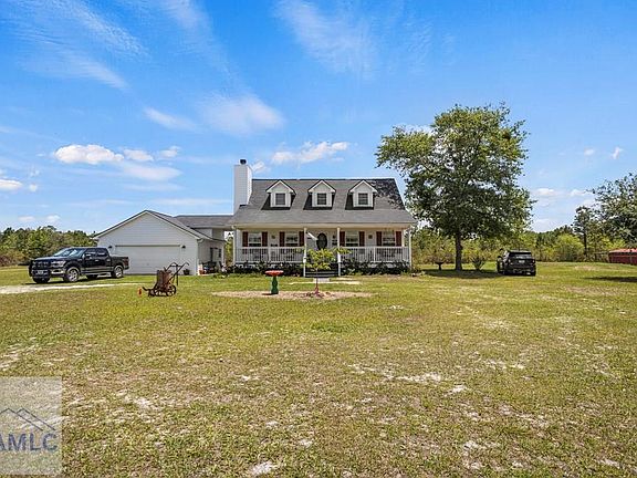 2nd image of 315 Jeanies Rd
