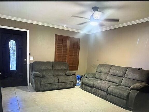 5th image of 48359 Garbo Dr
