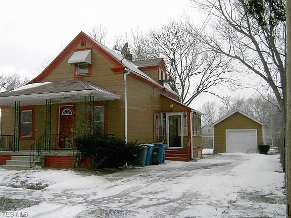 3rd image of 1009 E 35th St