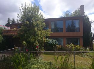 8802 Earl Ave NW, Seattle, WA 98117