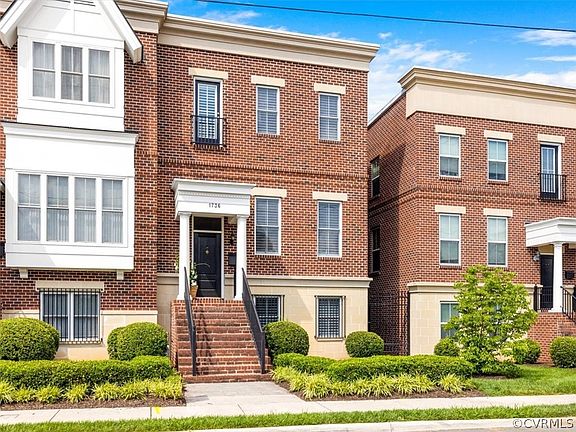 2nd image of 1736 Parkwood Ave