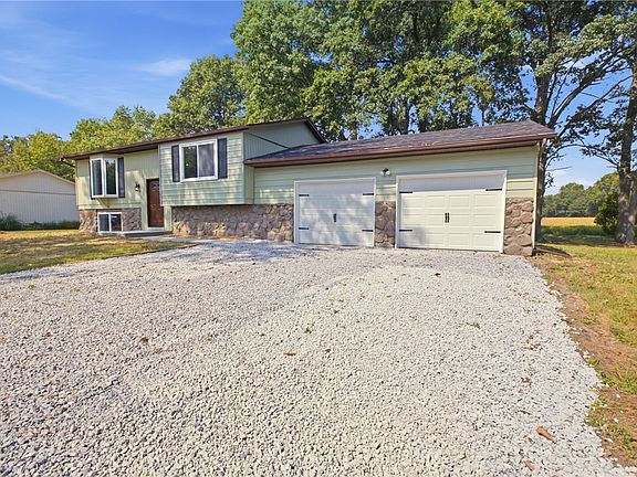 3rd image of 108 Casa Grande Dr