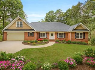 135 Little Haynes Dr, Loganville, GA 30052