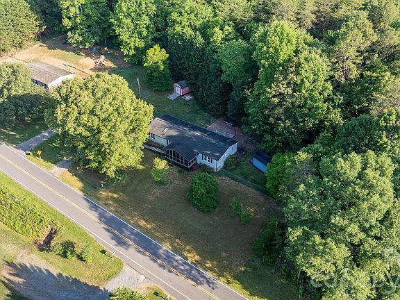 2nd image of 4416 Grace Church Rd