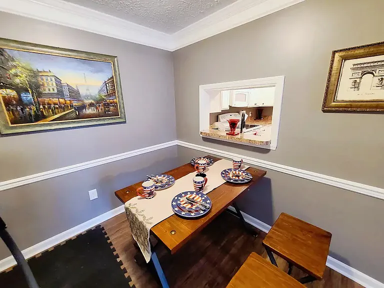 404 Bainbridge Ct #E2 — Photo 27