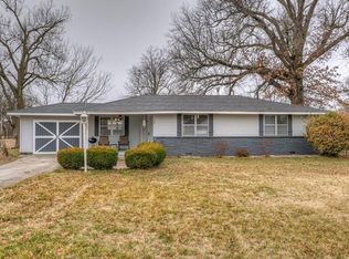 105 West Ave, Baxter Springs, KS 66713