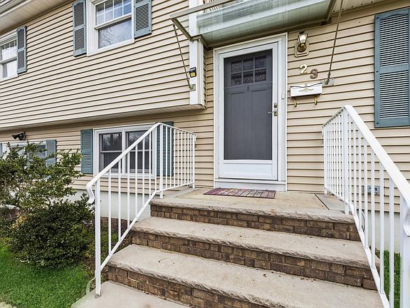 2nd image of 23 Asmus Rd