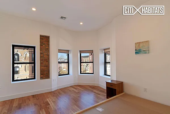 Rented by Citi Habitats | media 23