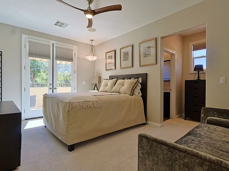 12047 Oakland Hills Dr — Photo 60