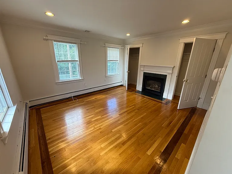 580 Main St #2 — Photo 9