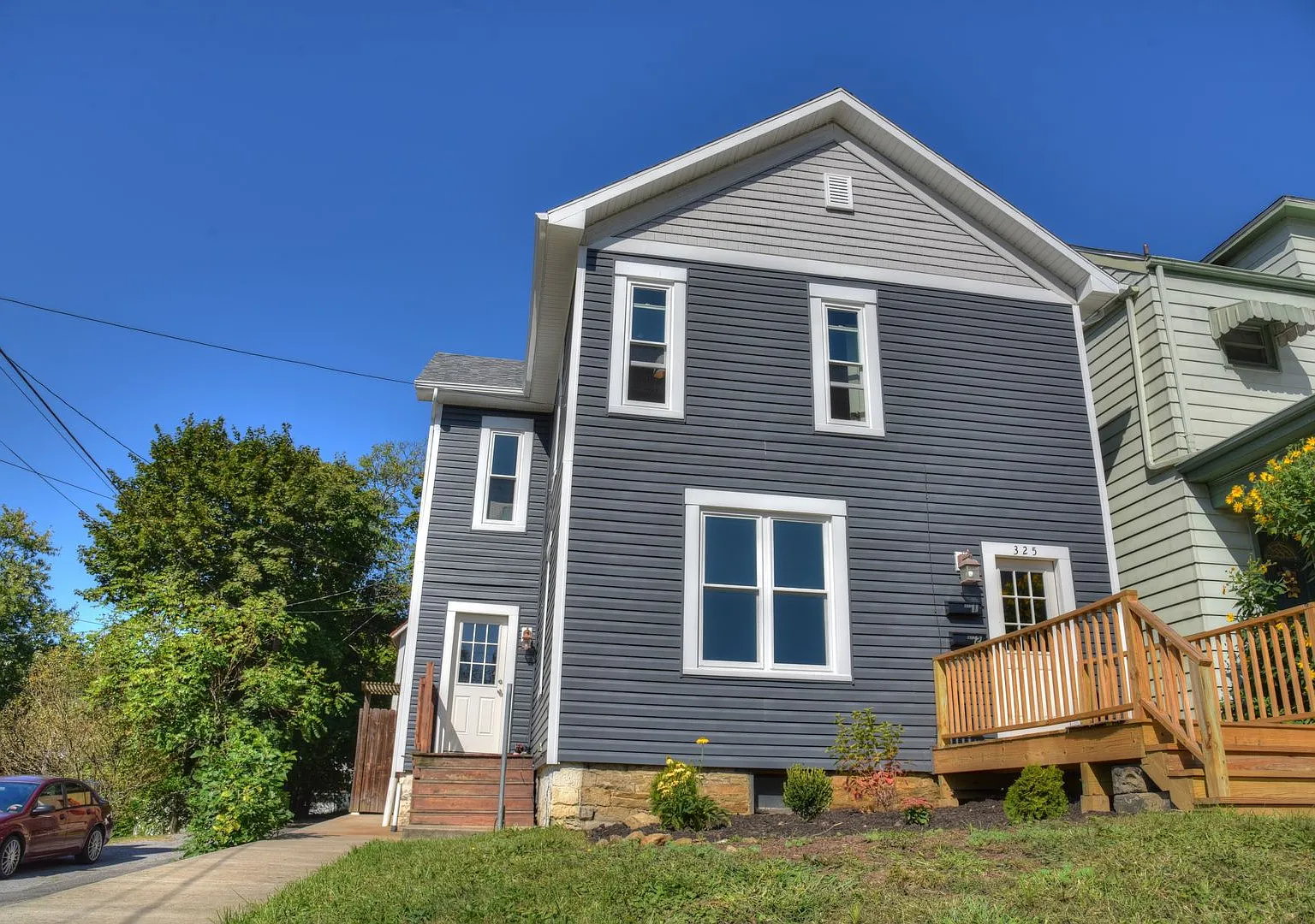 325 East Main Street — Photo 1