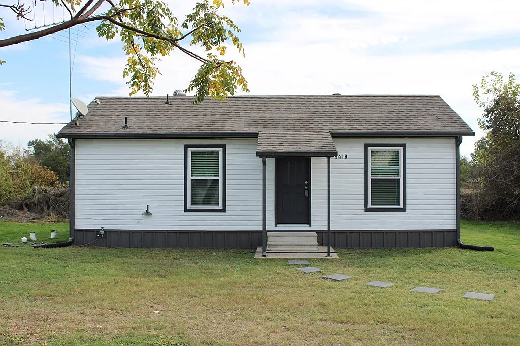 Building Photo - 541 S Allen St #B