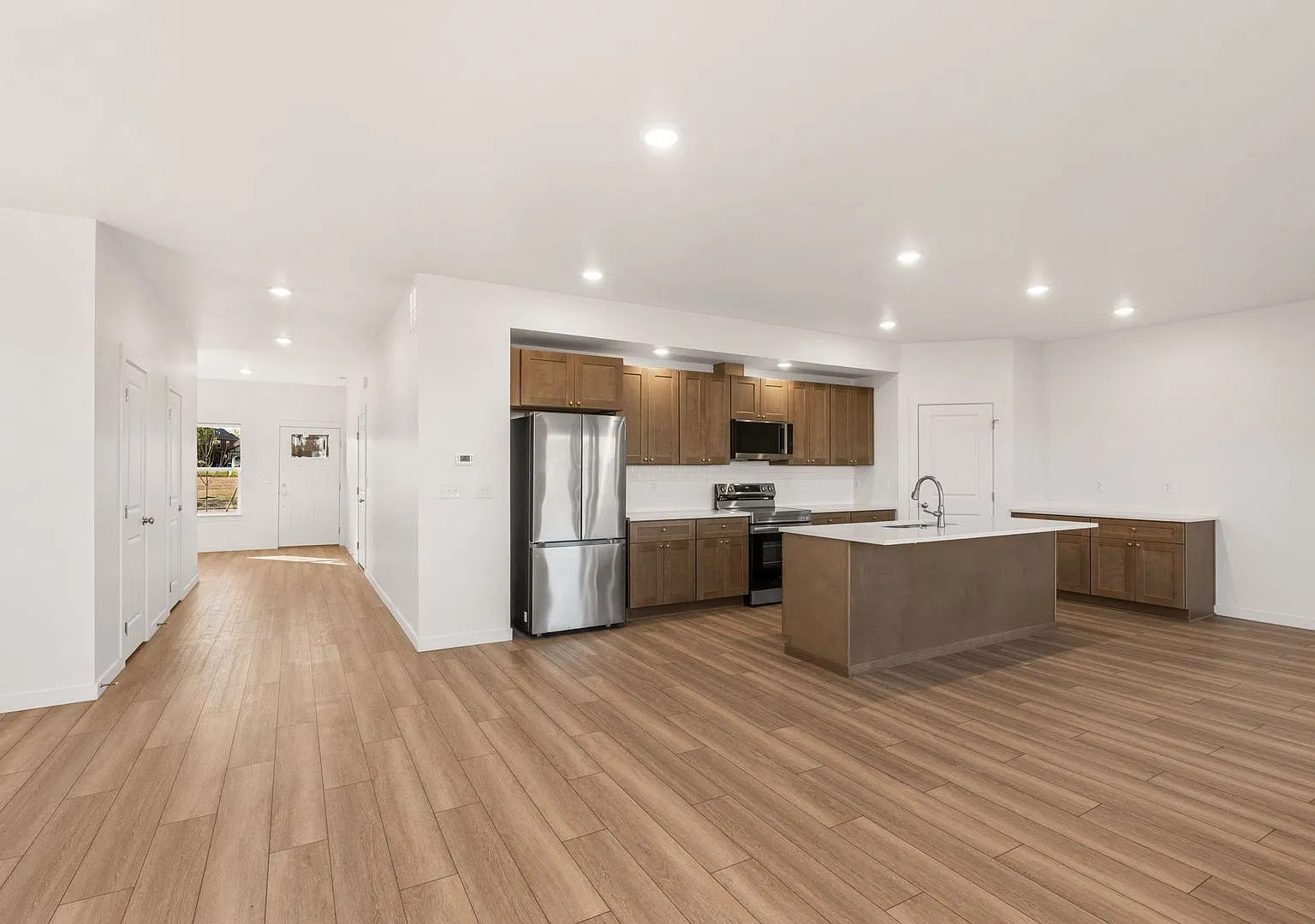 Move In Ready - New Construction! — Photo 4