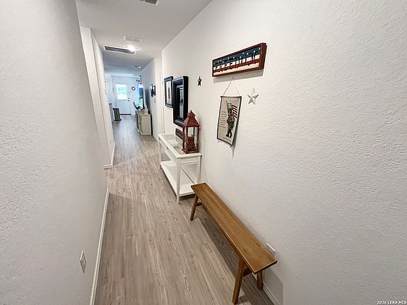 2nd image of 1072 Shutter Way