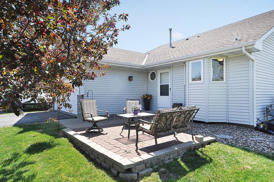 1st image of 10709 Kalland Dr NE