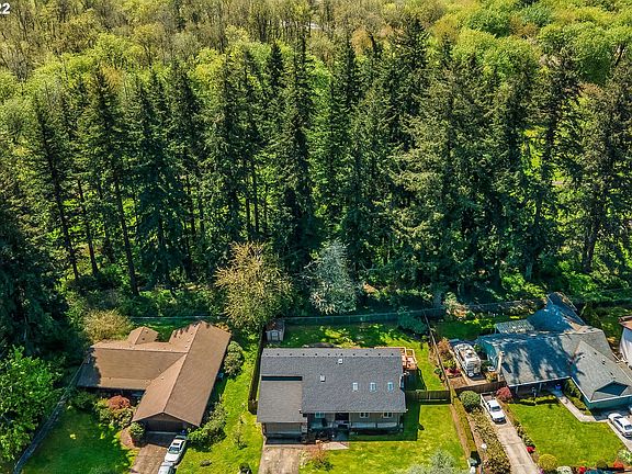 2nd image of 12205 SE Riveridge Dr