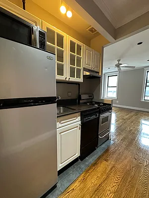 Rented by Nest Seekers International | media 13