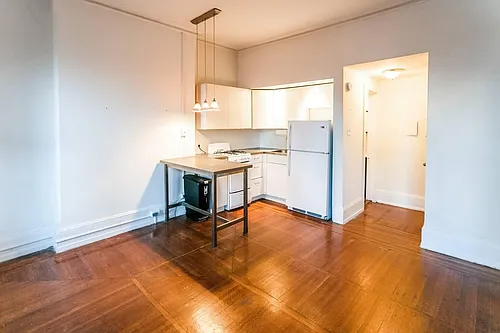 2125 Walnut St #3R Photo 1