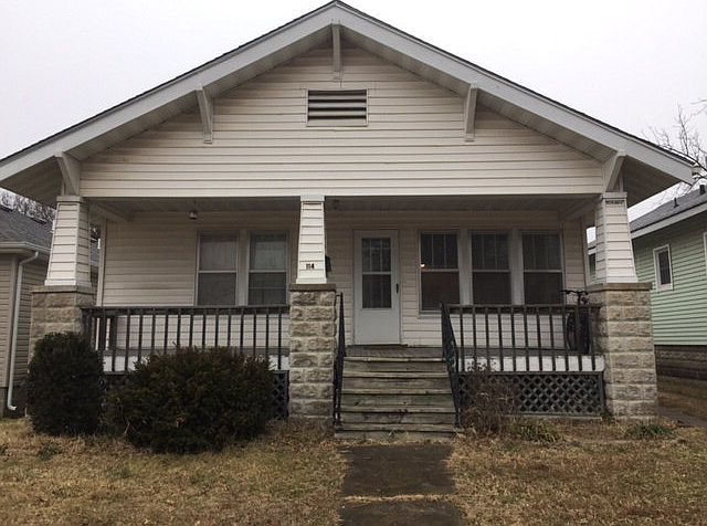 1st image of 114 W Quincy St