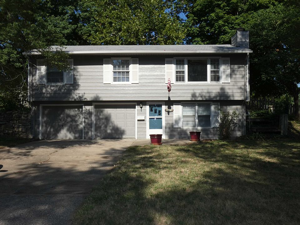 1st image of 3900 N Denver Ave